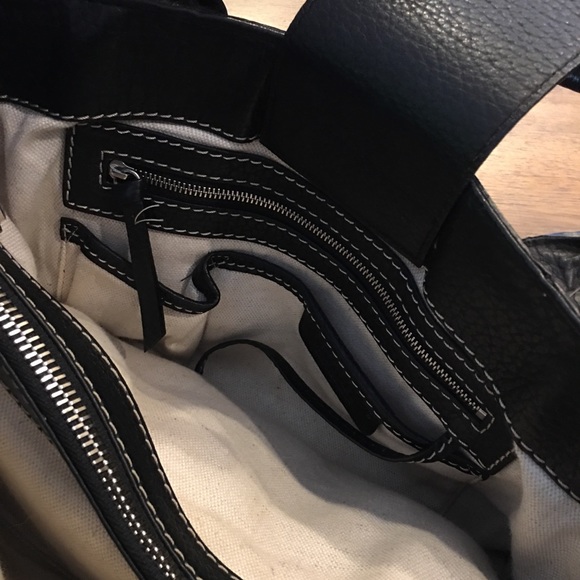 Michael Kors soft leather handbag tote - Picture 5 of 6